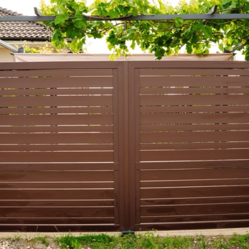 Clôture en aluminium - RAL 8017